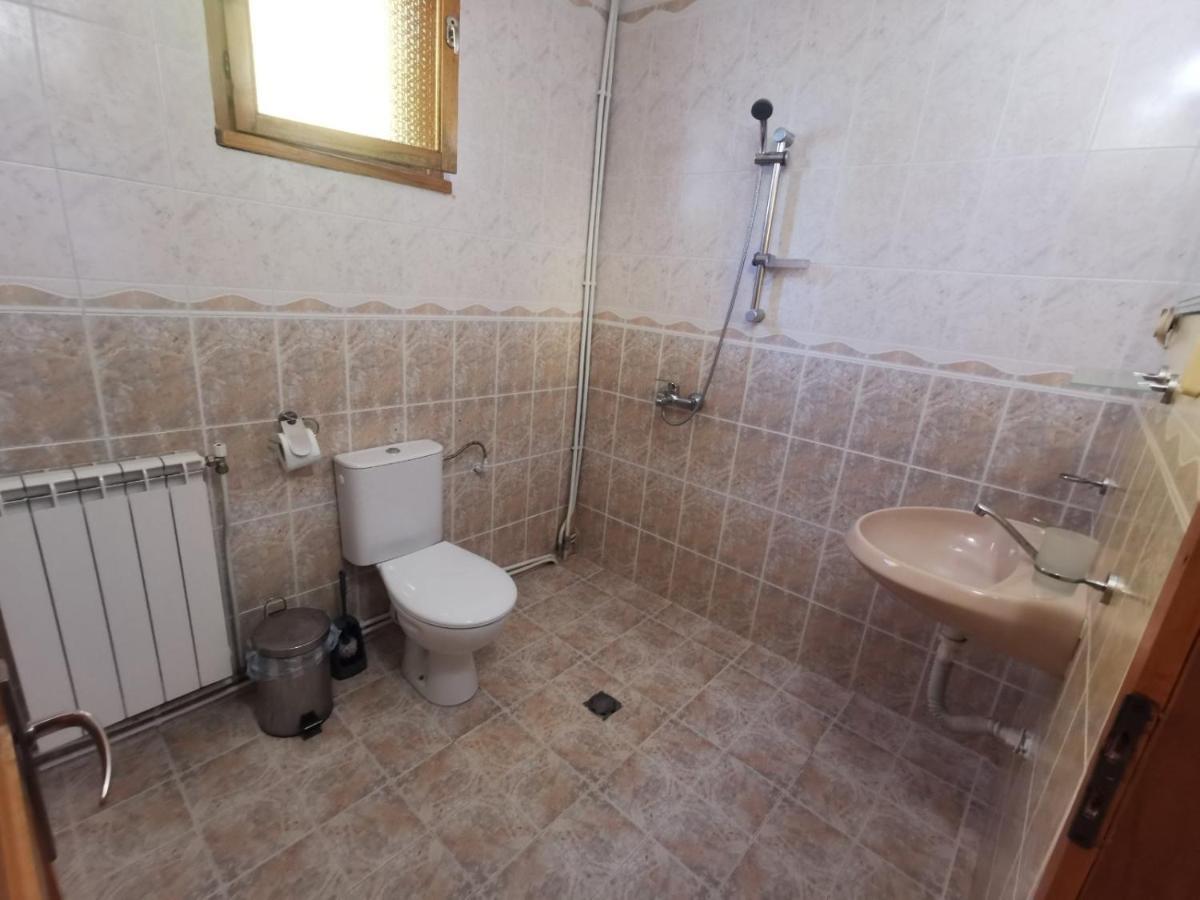 Къща За Гости "Марина Ливада" Velingrad Ngoại thất bức ảnh