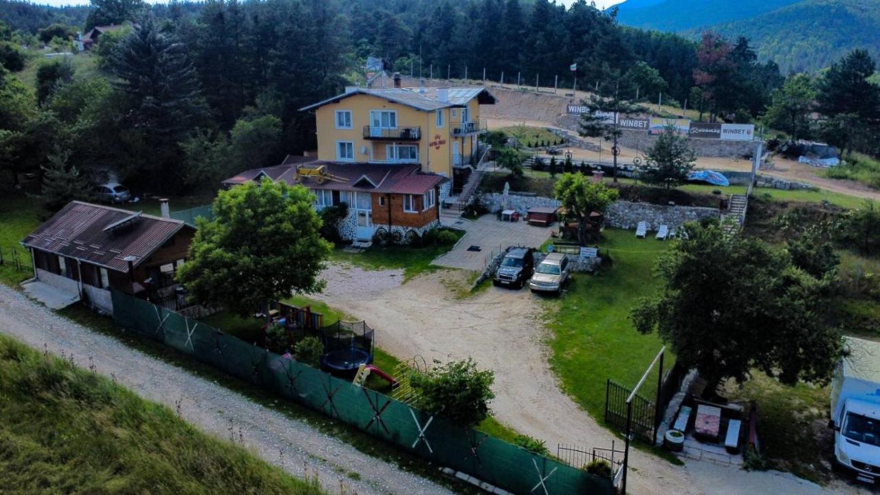 Къща За Гости "Марина Ливада" Velingrad Ngoại thất bức ảnh