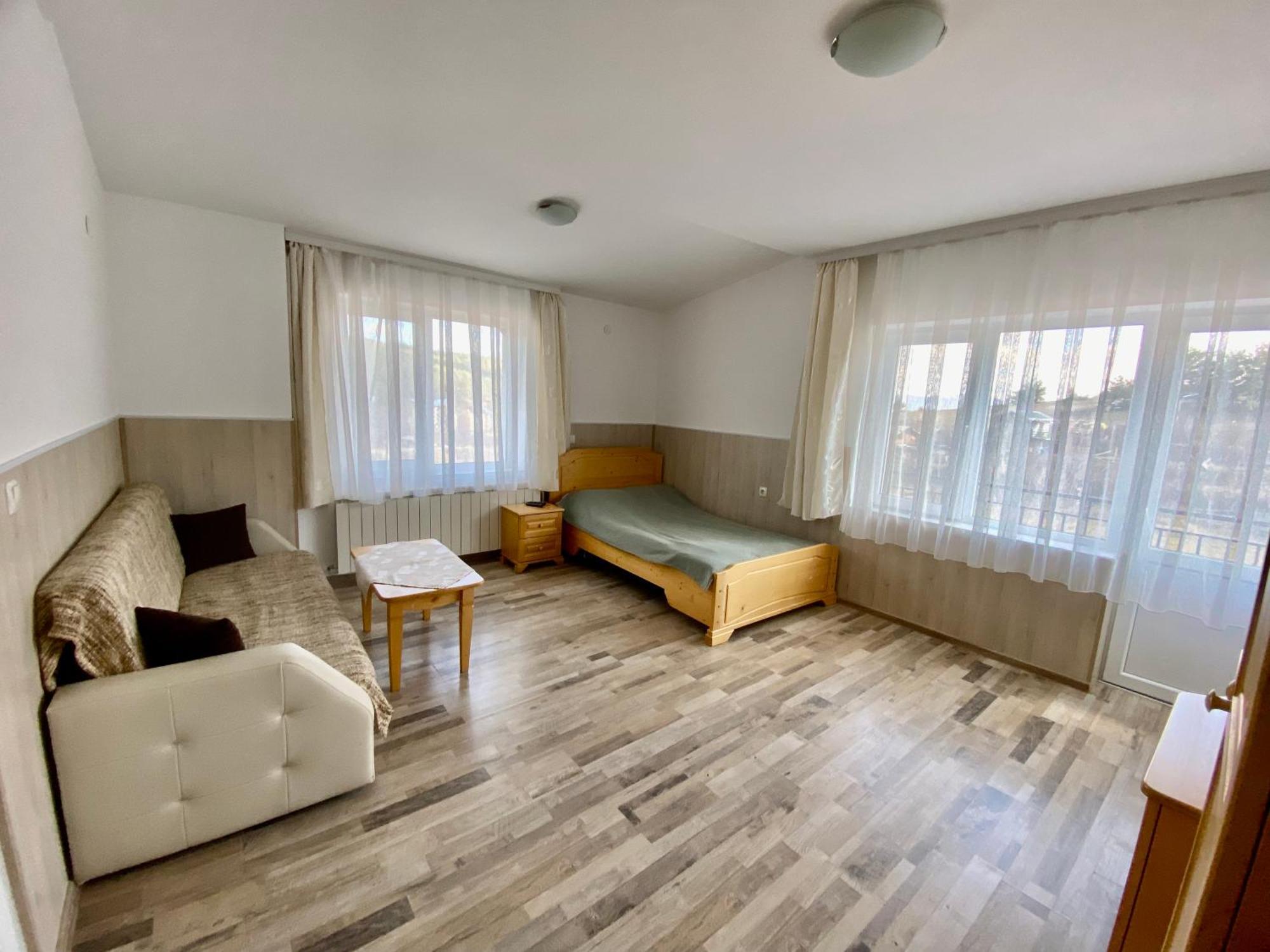 Къща За Гости "Марина Ливада" Velingrad Ngoại thất bức ảnh