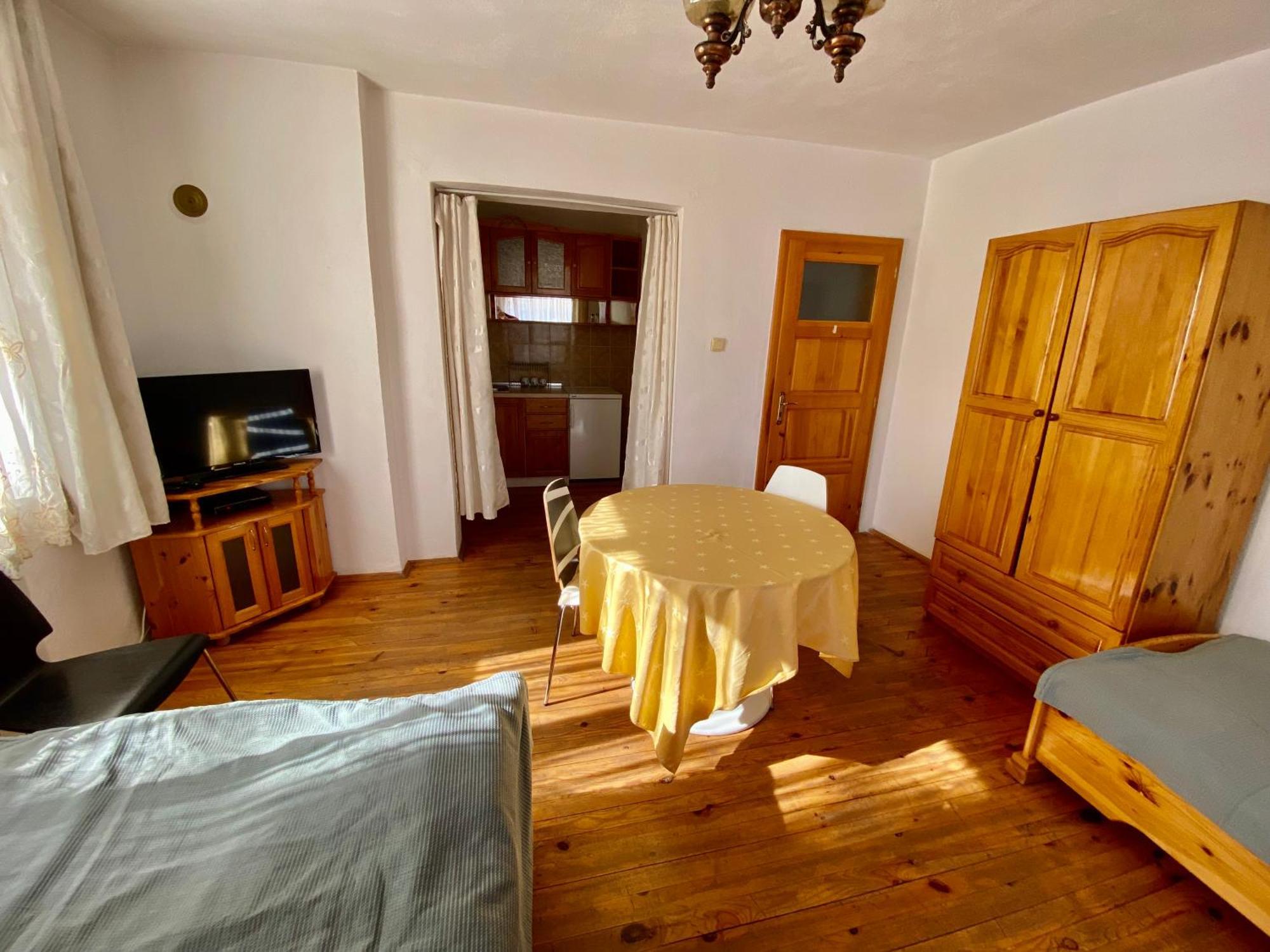 Къща За Гости "Марина Ливада" Velingrad Ngoại thất bức ảnh