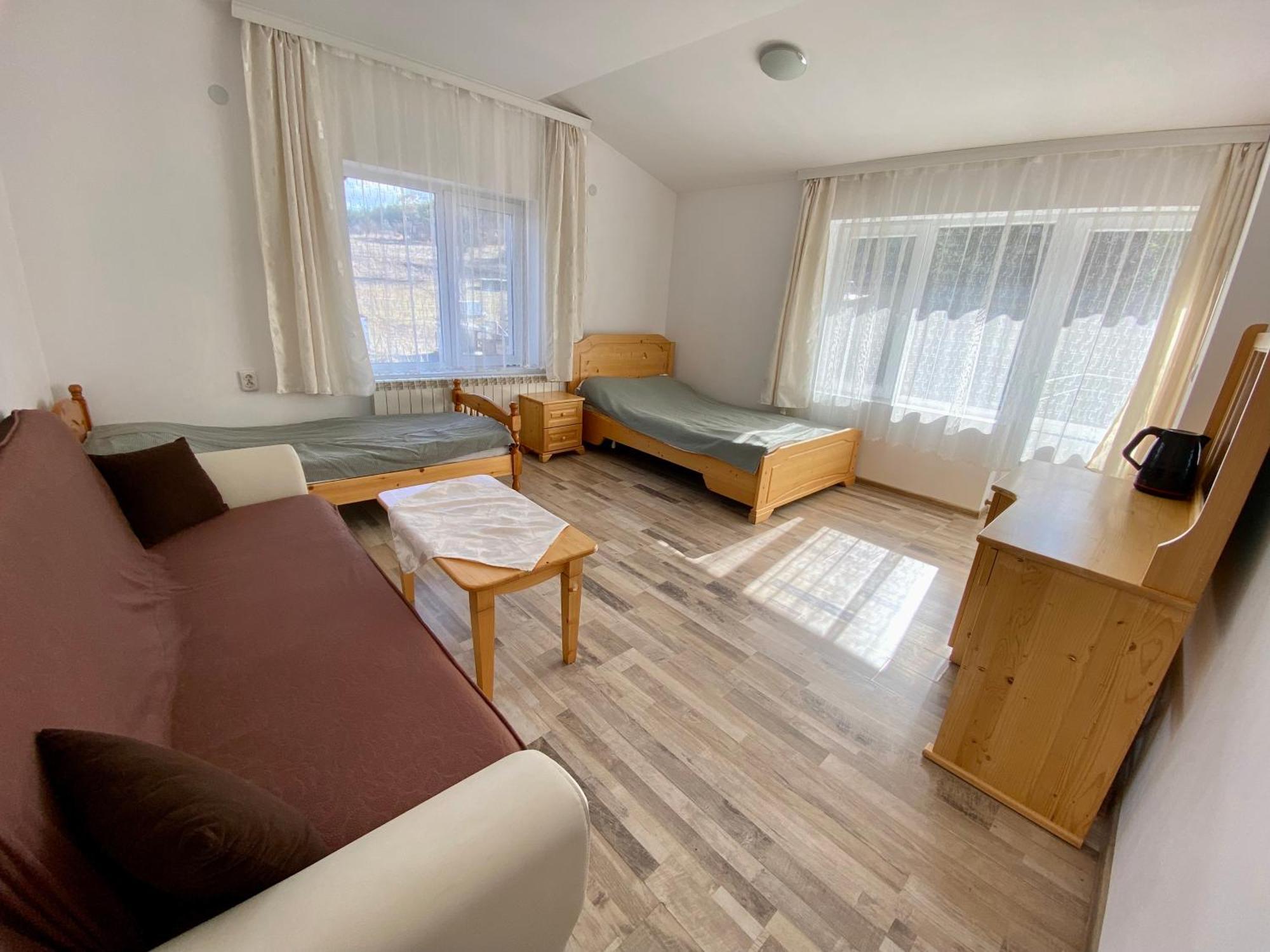Къща За Гости "Марина Ливада" Velingrad Ngoại thất bức ảnh