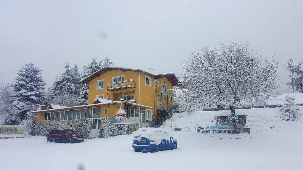 Къща За Гости "Марина Ливада" Velingrad Ngoại thất bức ảnh