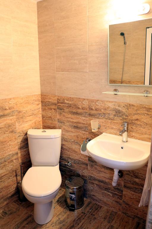 Къща За Гости "Марина Ливада" Velingrad Ngoại thất bức ảnh