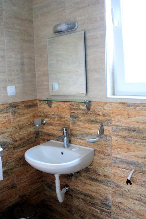 Къща За Гости "Марина Ливада" Velingrad Ngoại thất bức ảnh